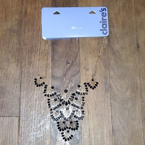 Claires black and gold fashion necklace 5 for $20 - Picture 2 of 2